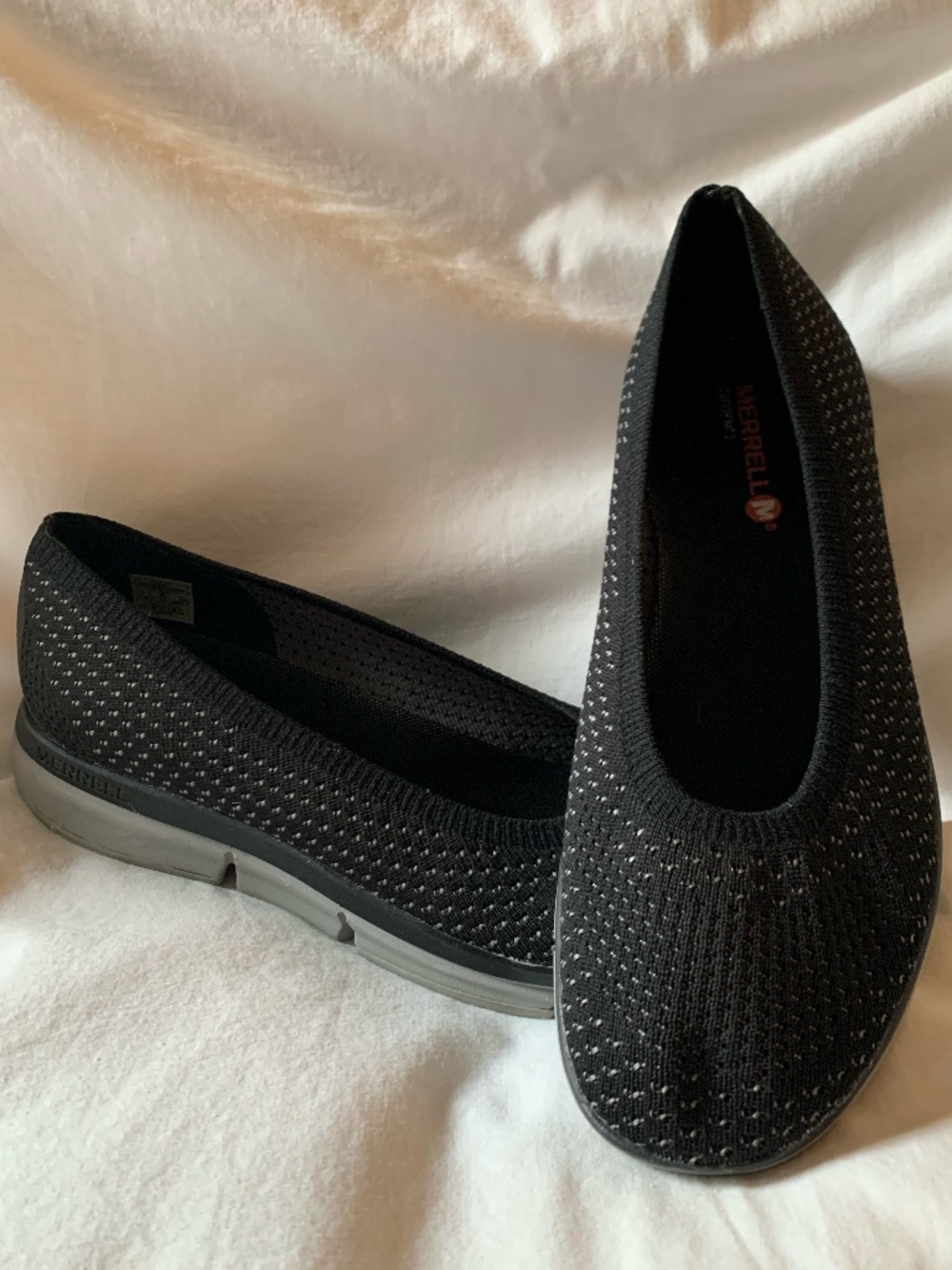 Merrell 'Zoes Sojourn Ballet Flats' in black/gray mesh